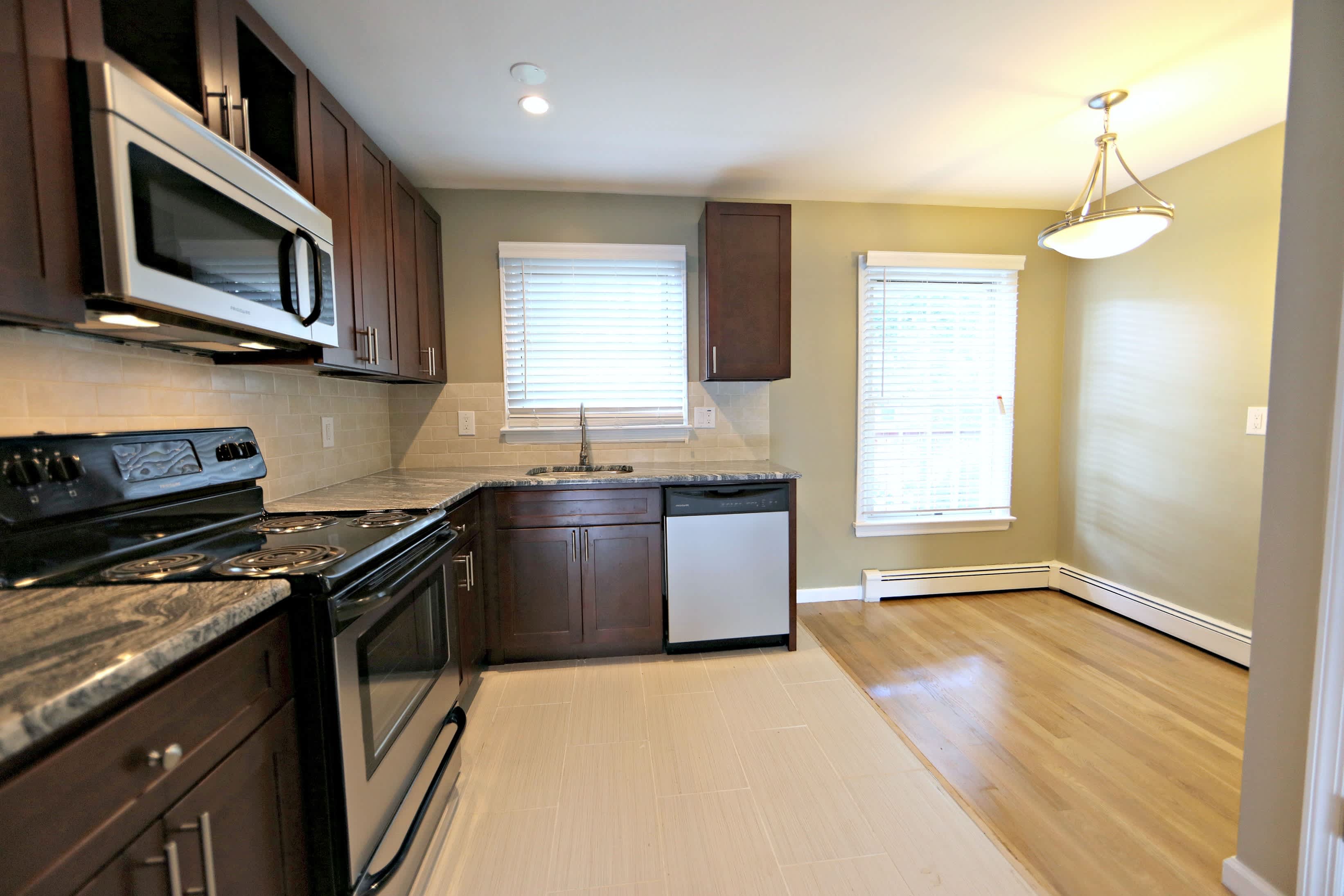 Spring Brooke Apartments – photo 3