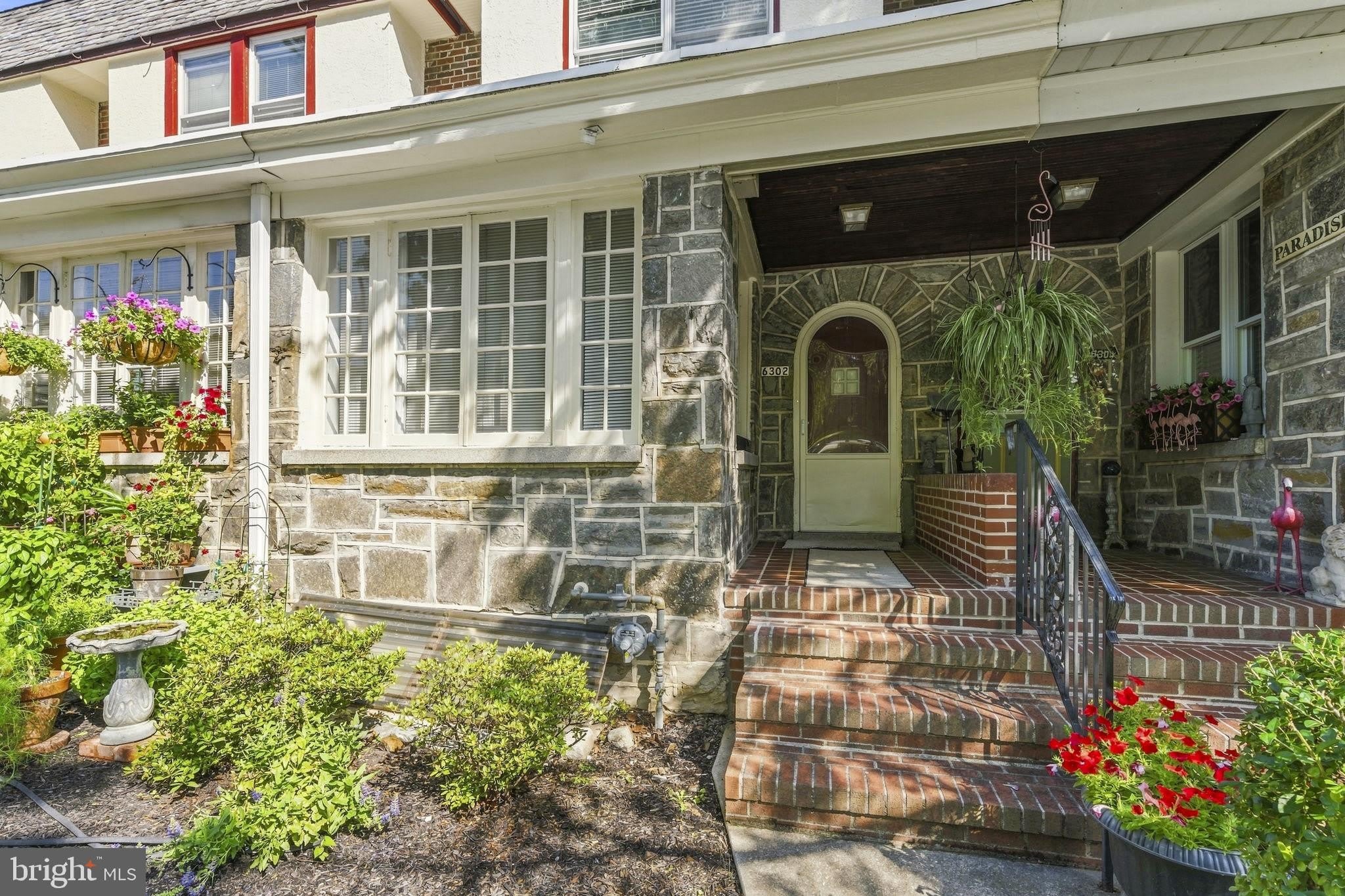 6302 FREDERICK Road – photo 3