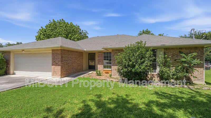 1233 Hollyhock Ln – photo 2