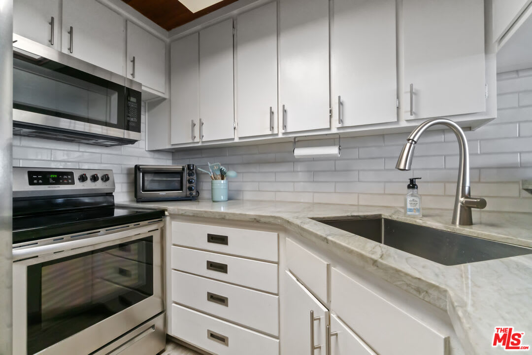 6209 Pacific Avenue – photo 5