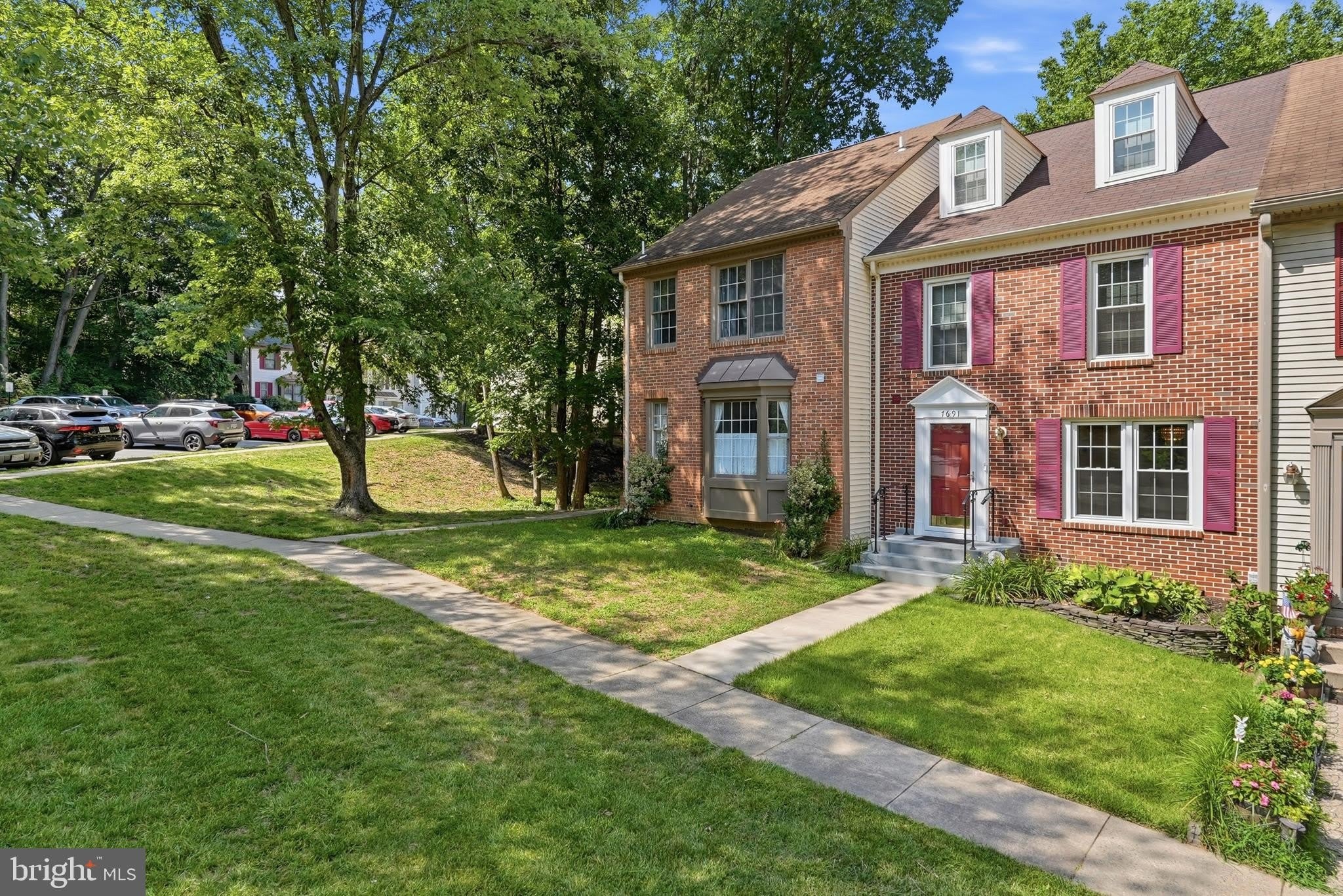 7691 NORTHERN OAKS Court – photo 3