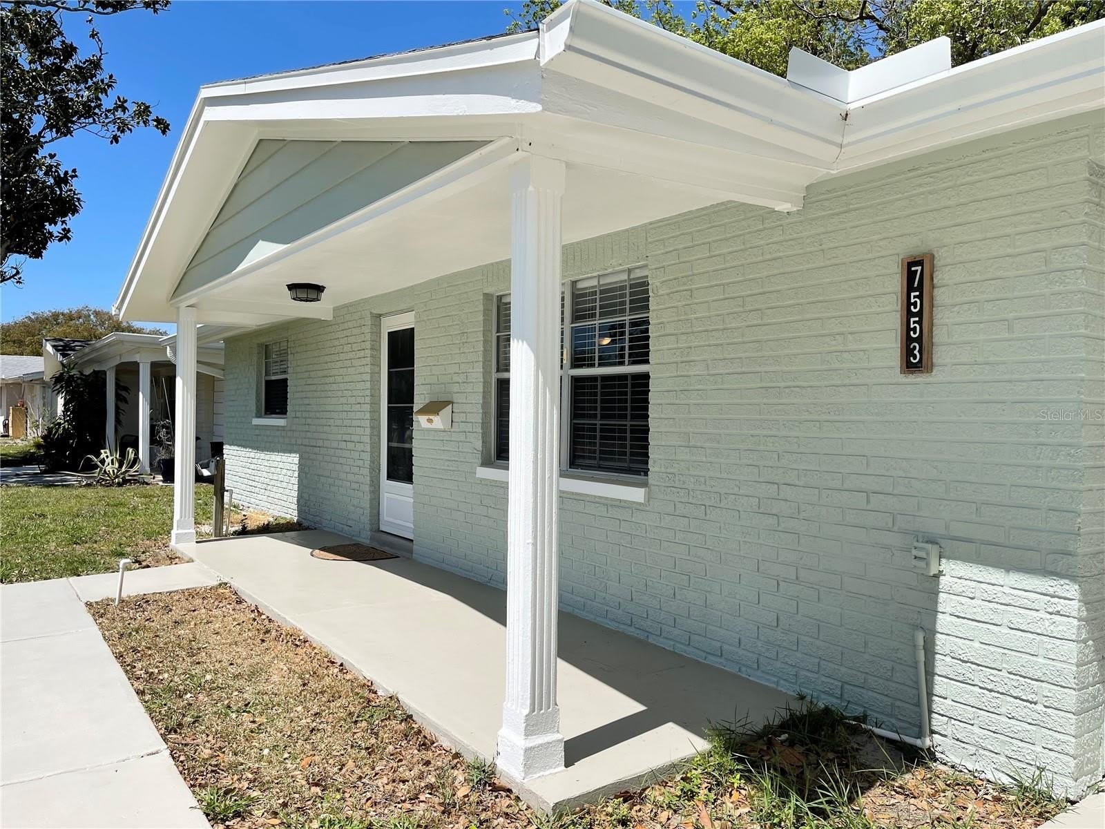 7553 Cumber Drive – photo 2