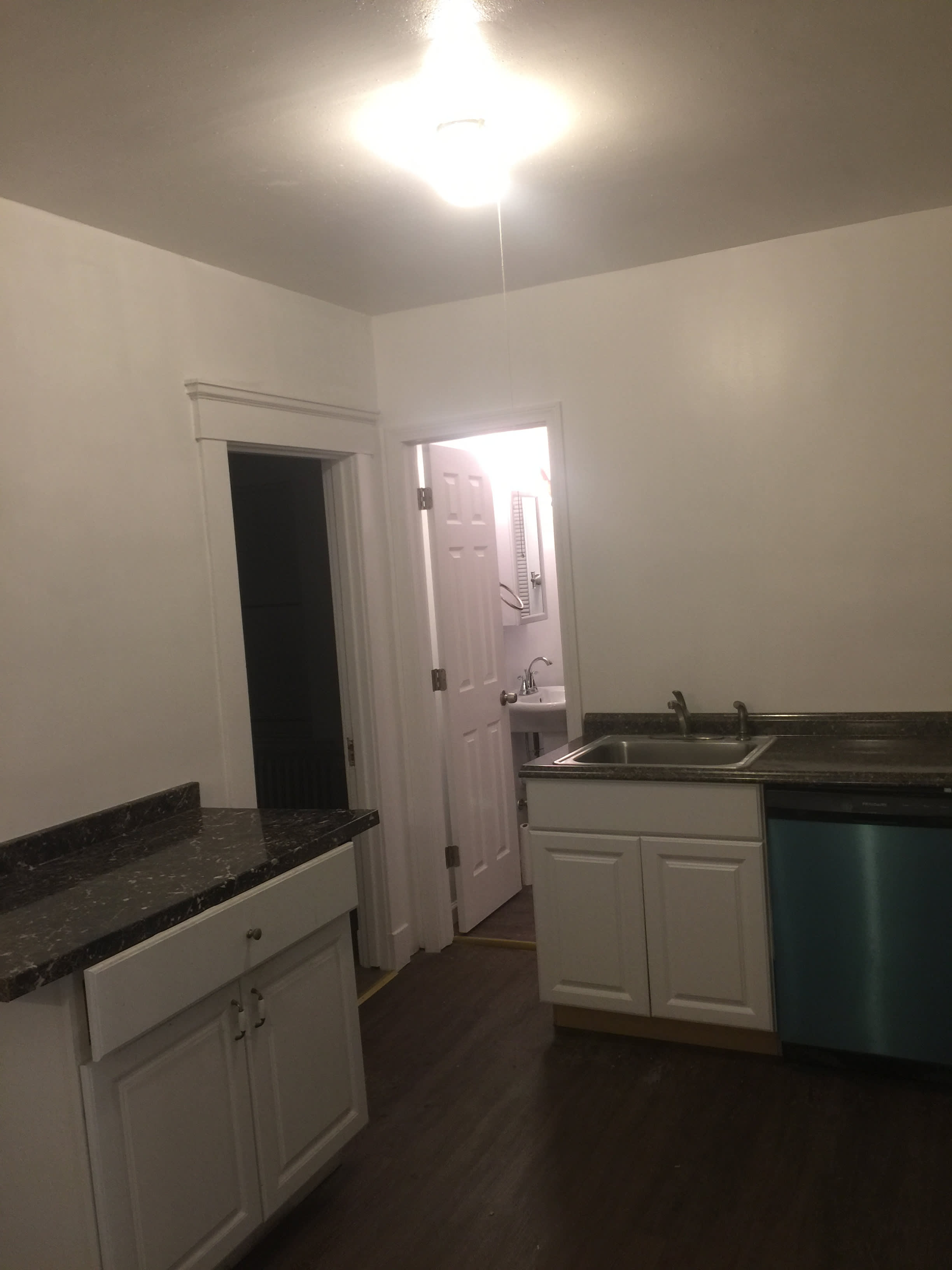 90 Hinman St – photo 5