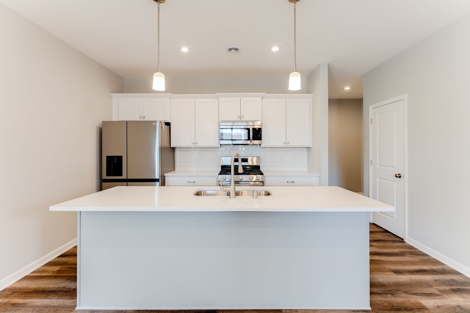 7291 146th Avenue Northwest – photo 4