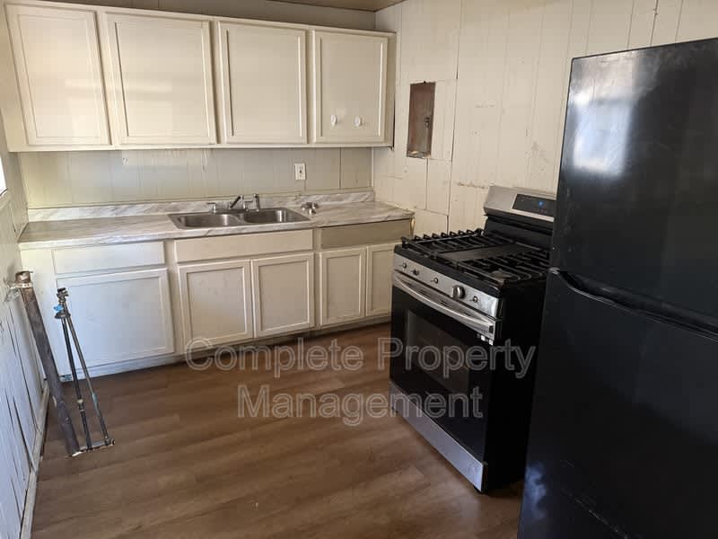 3348 34th Street North – photo 2