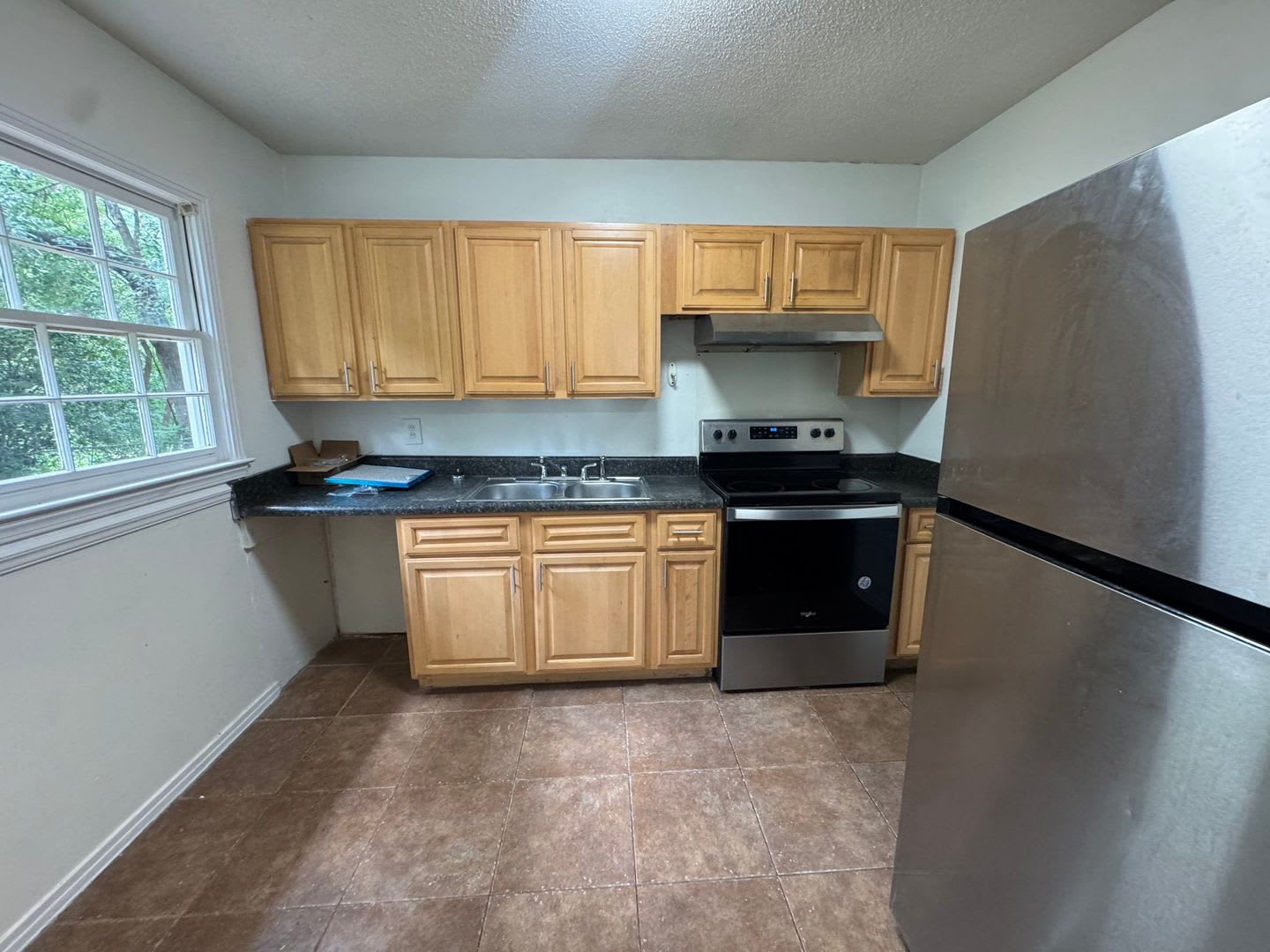3 Bedroom Single Family House 1055 Anders in Mobile, AL 36608 – photo 2