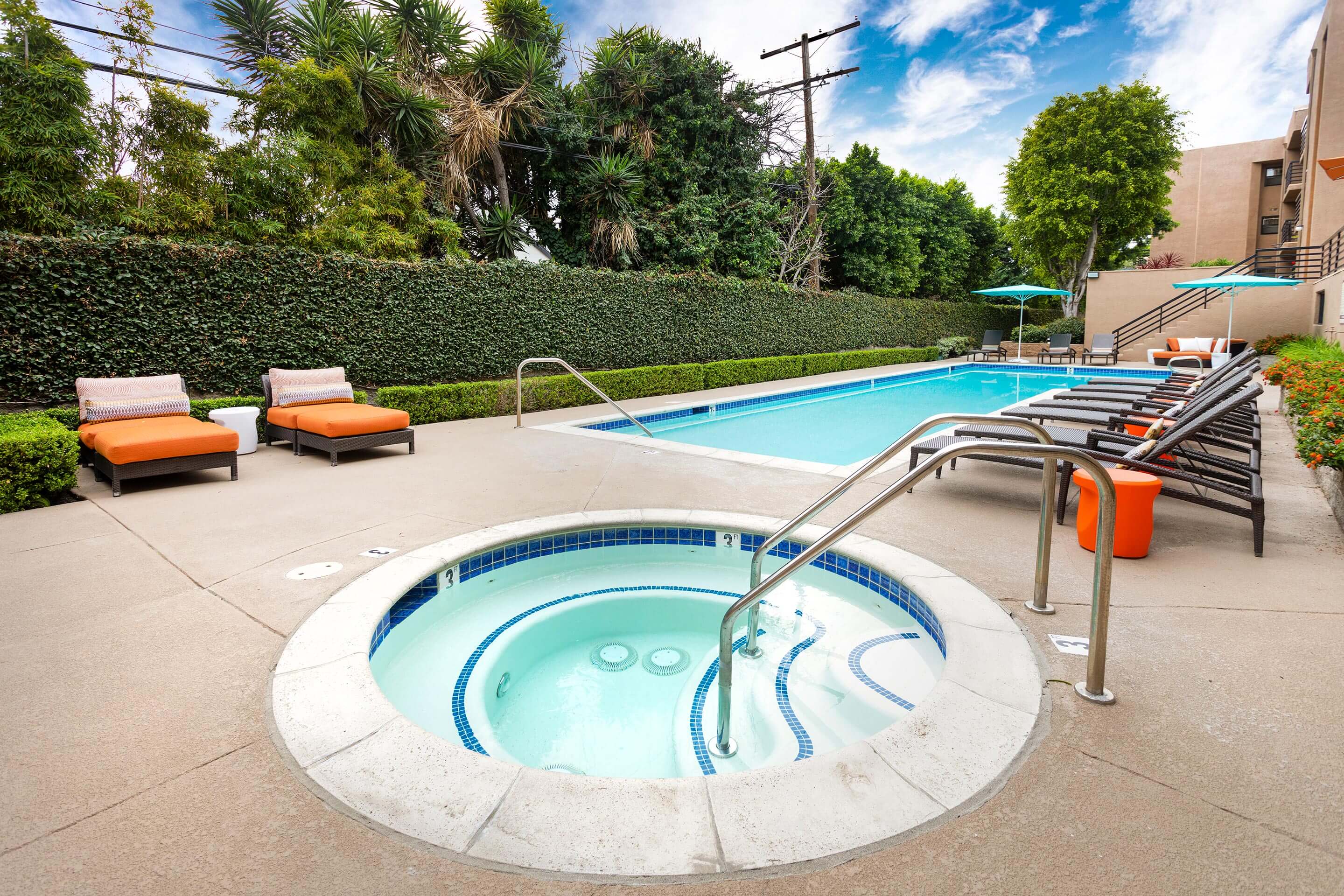 Burbank Gardens – photo 2