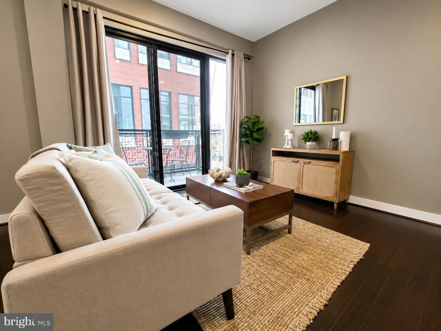 1320 FENWICK LN #203 – photo 4