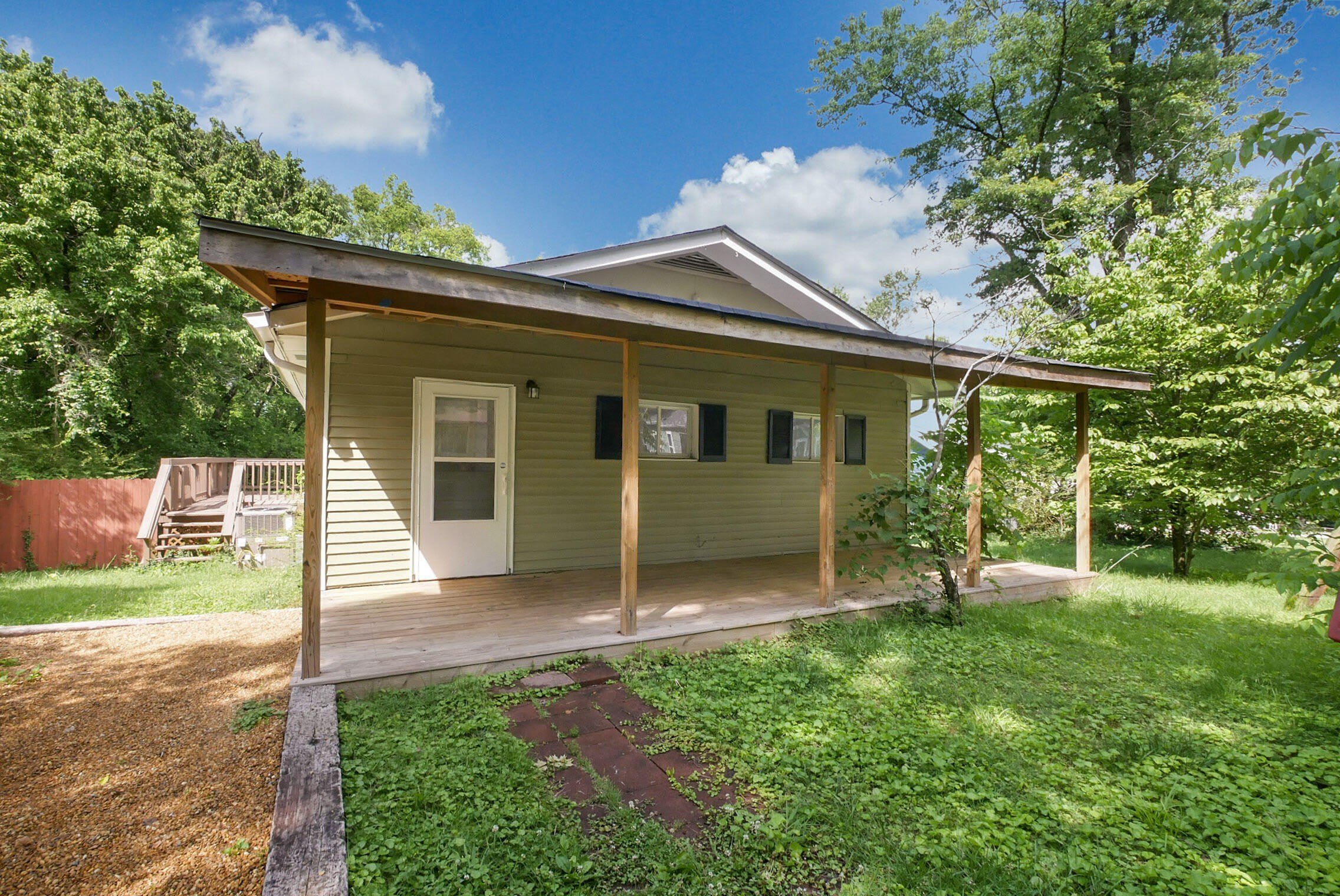 219 Vreeland Street – photo 1