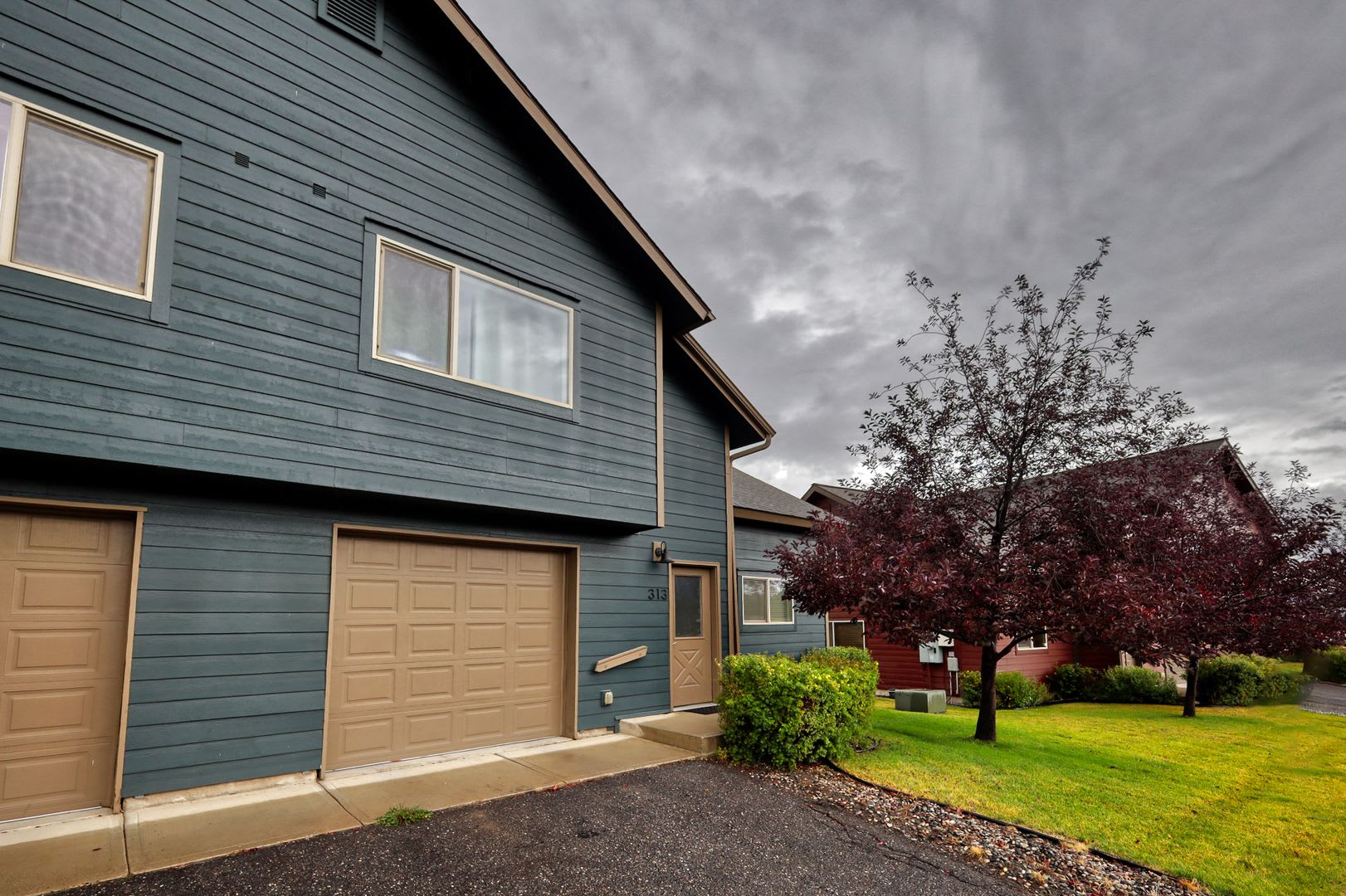 Immaculate 3 Bed 3 Bath Furnished Condo In Prime Big Sky Location – photo 1