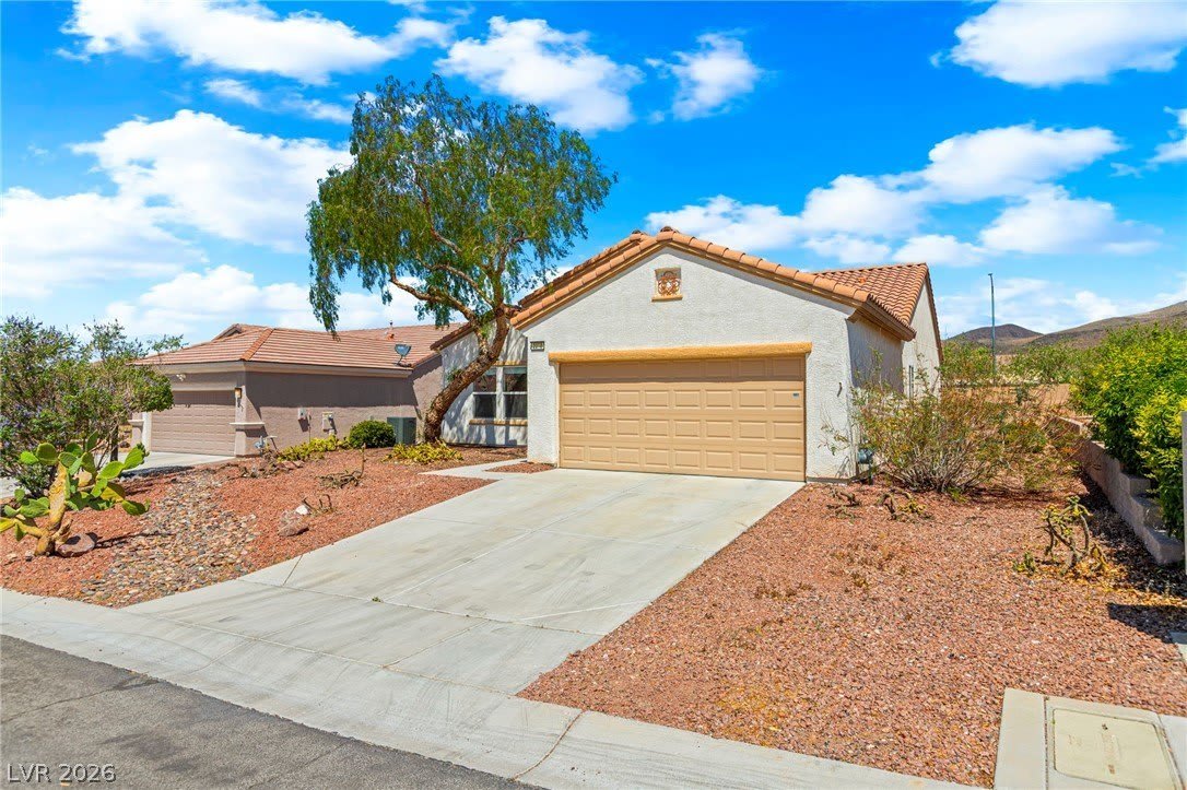 2250 Sandstone Cliffs Drive – photo 2