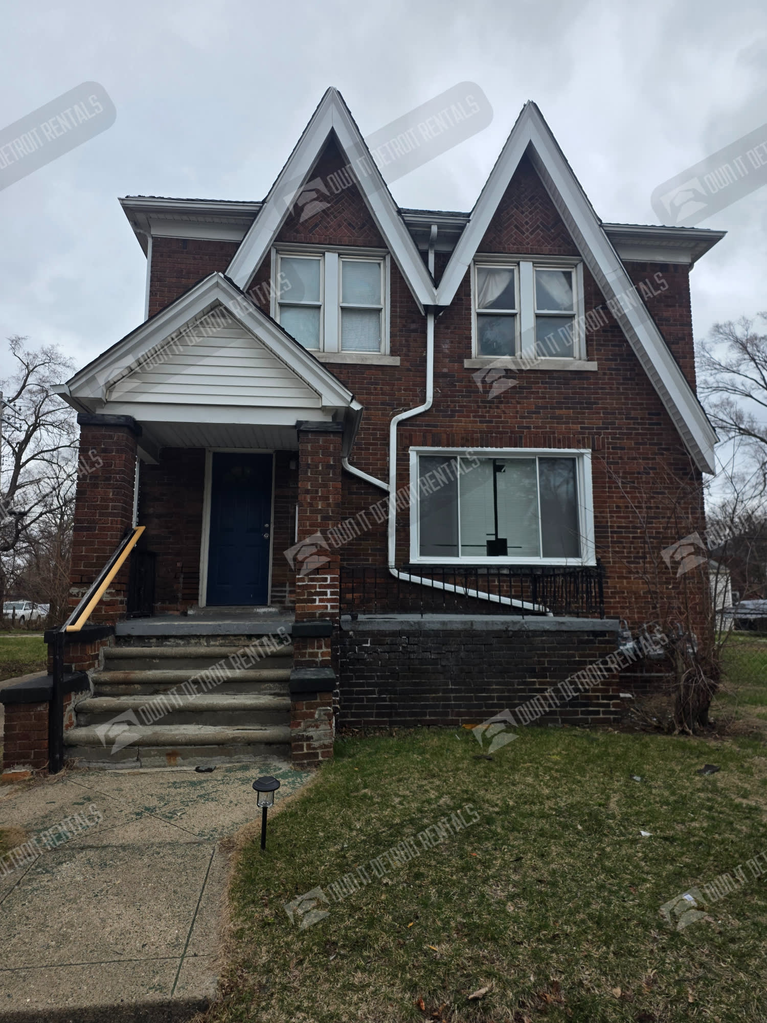 15378 Appoline St Uppr RIGHT – photo 1