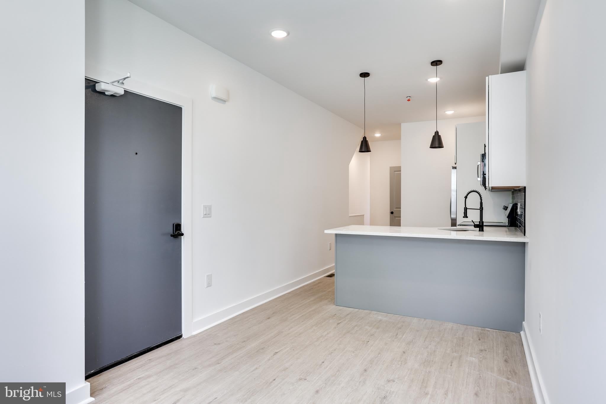 922 W ARIZONA Street – photo 2
