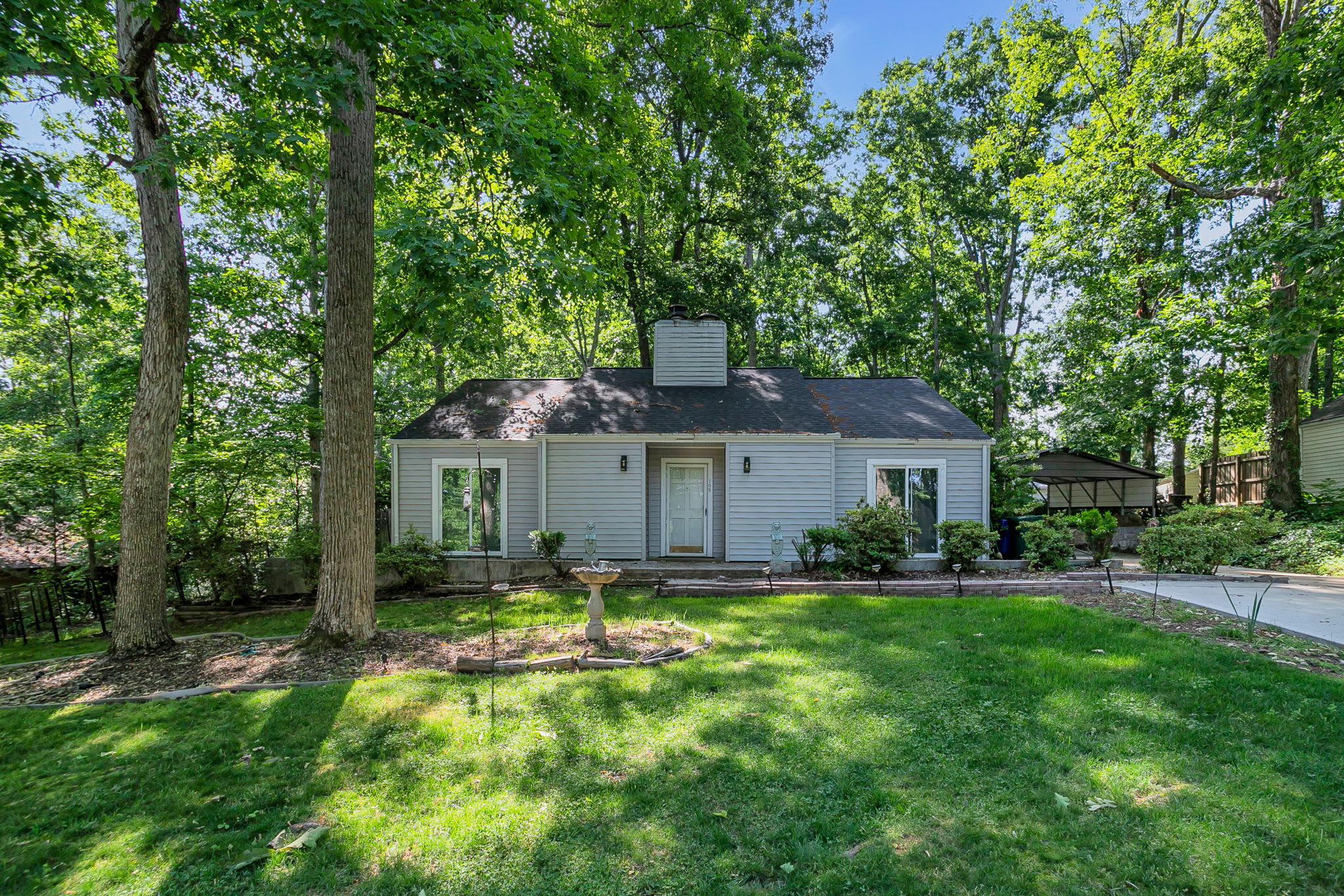 105 Fernande Dr – photo 4