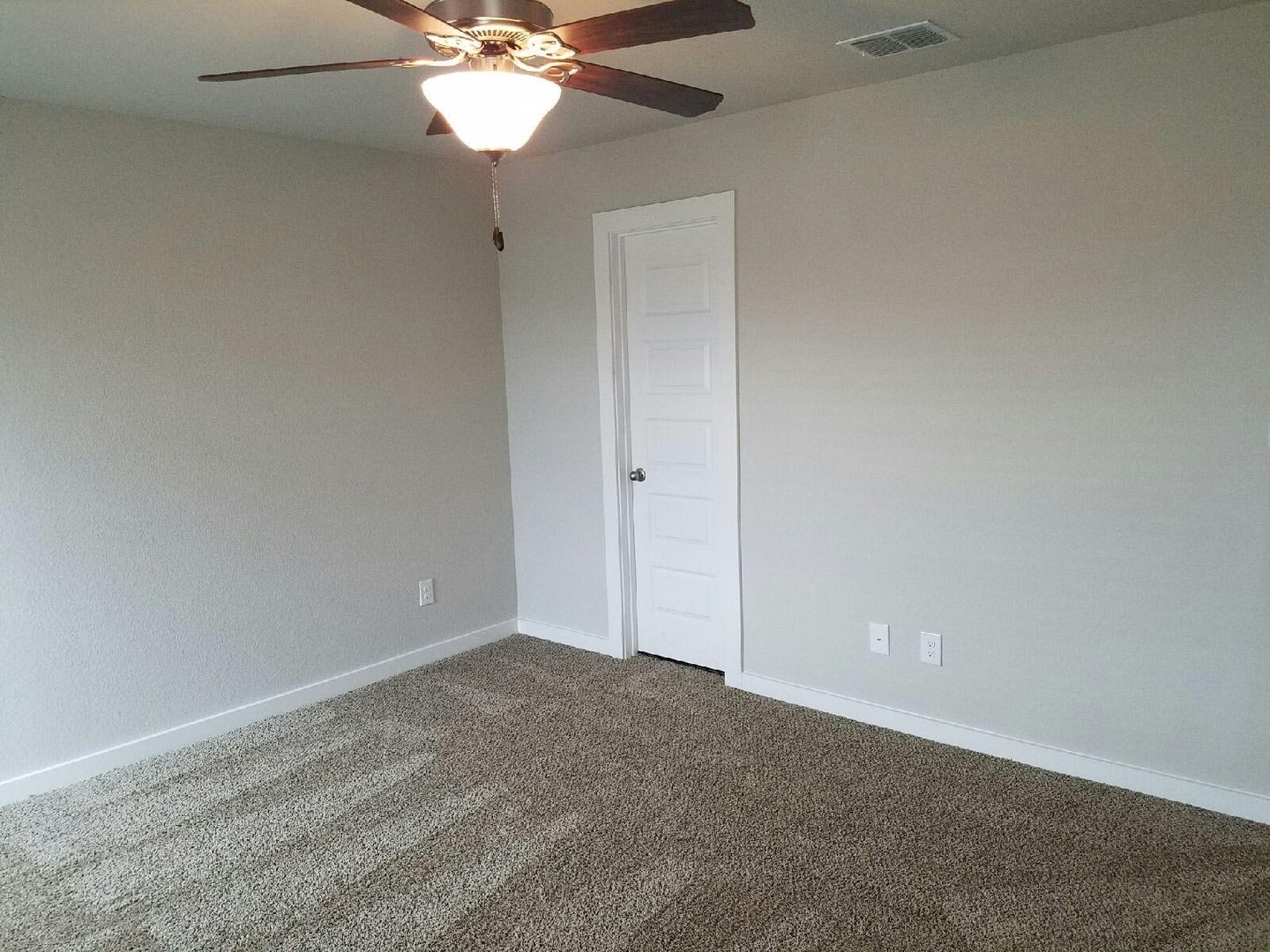 AVAILABLE NOW! Beautiful 3 Bedroom Luxury Townhome, Kyle, Texas! – photo 5