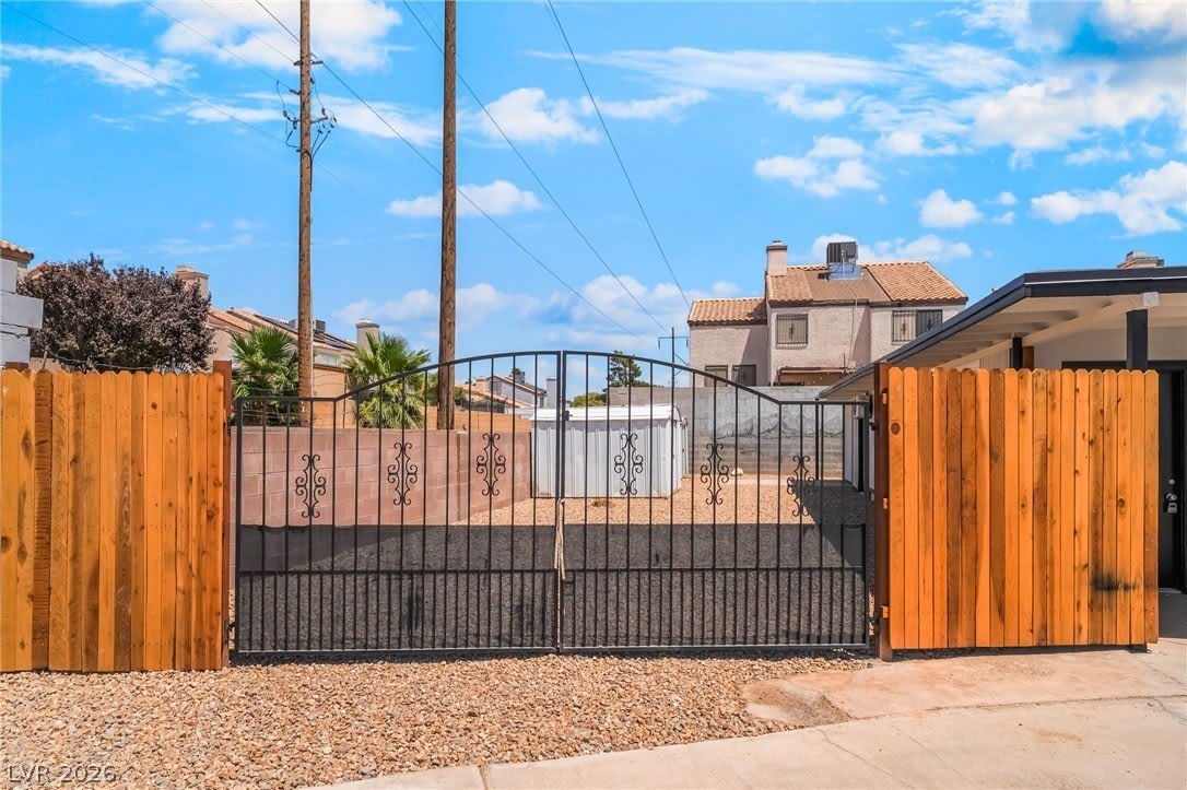 5402 Tahoe Drive – photo 3