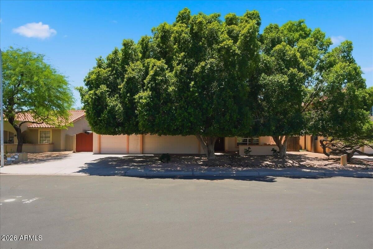 2157 E ALAMEDA Drive – photo 2