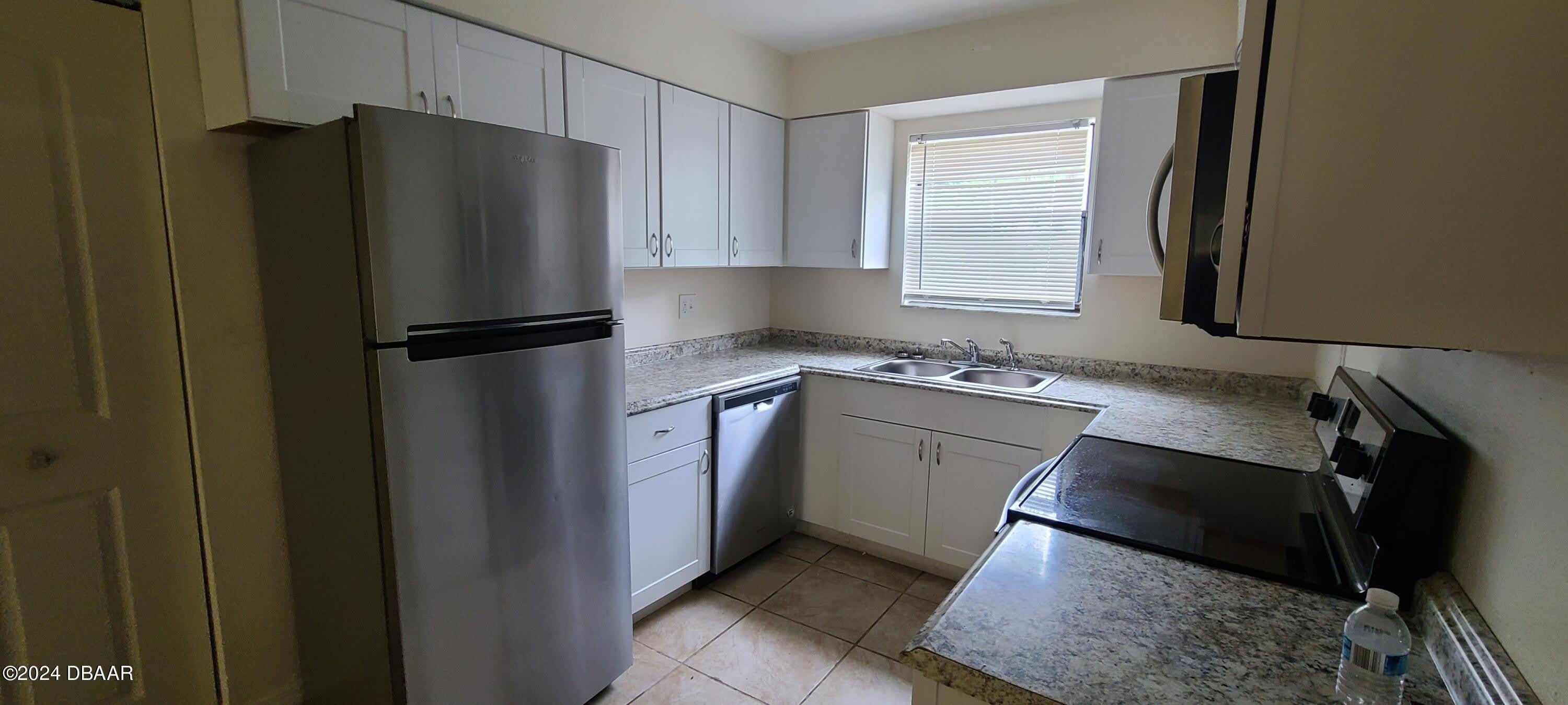 1030 4Th Street – photo 4