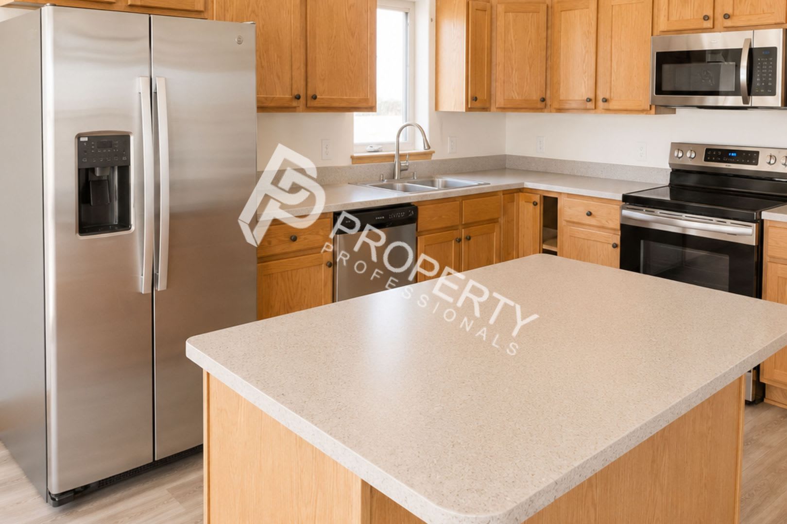 Single Level Battlement Mesa Home for Rent – photo 4