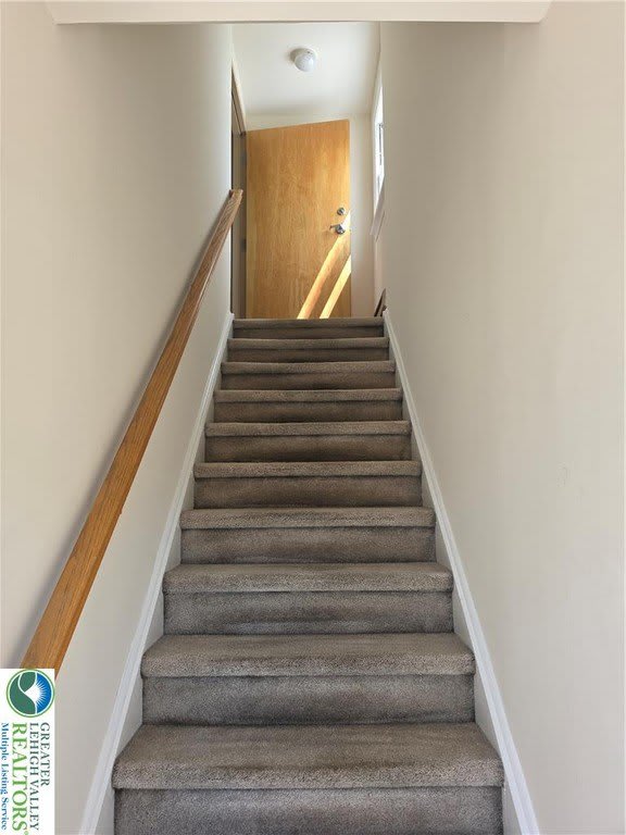 822 Main Street – photo 2