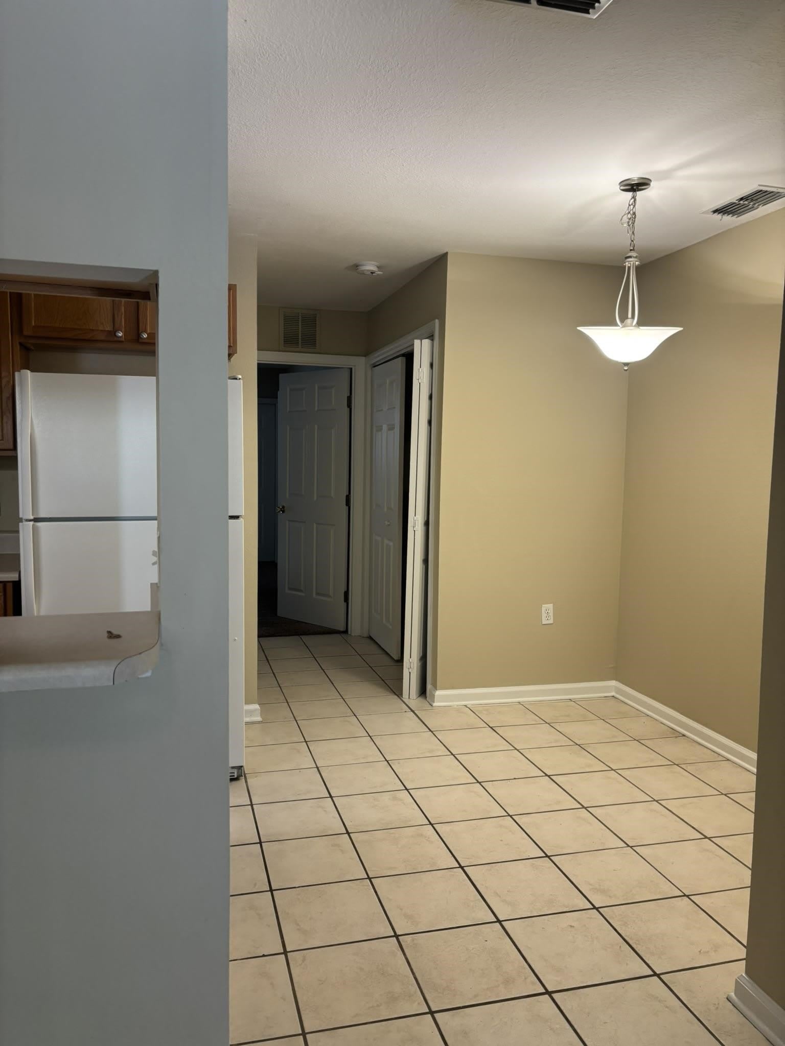 2740 W Tharpe Street – photo 5