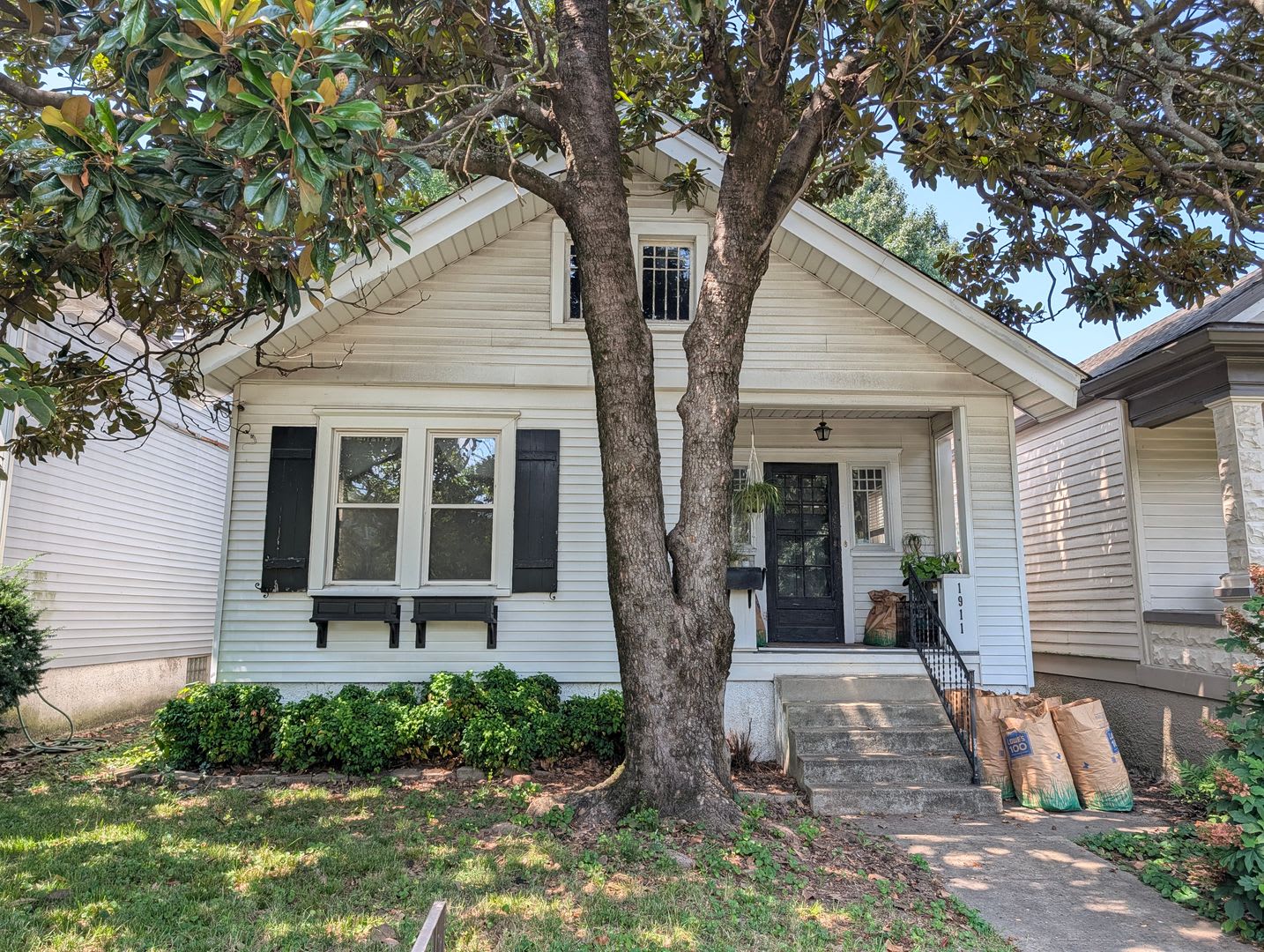 1911 Richmond Drive – photo 1