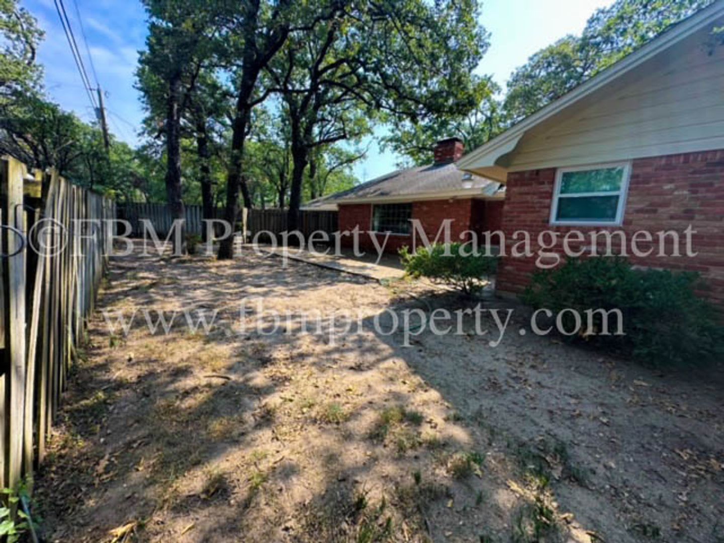900 Dobbins Rd – photo 4