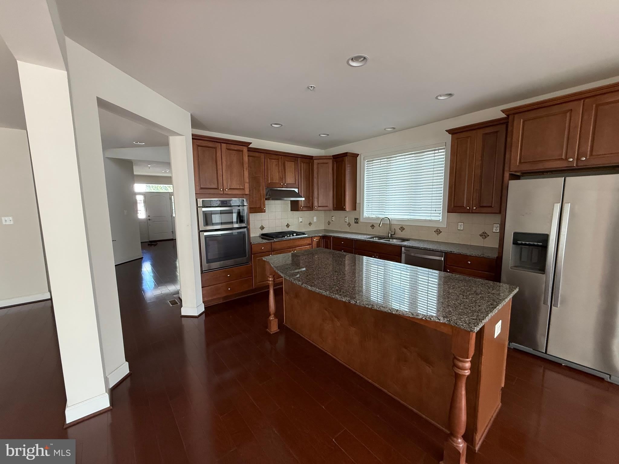 10905 FAIRMONT Lane – photo 3