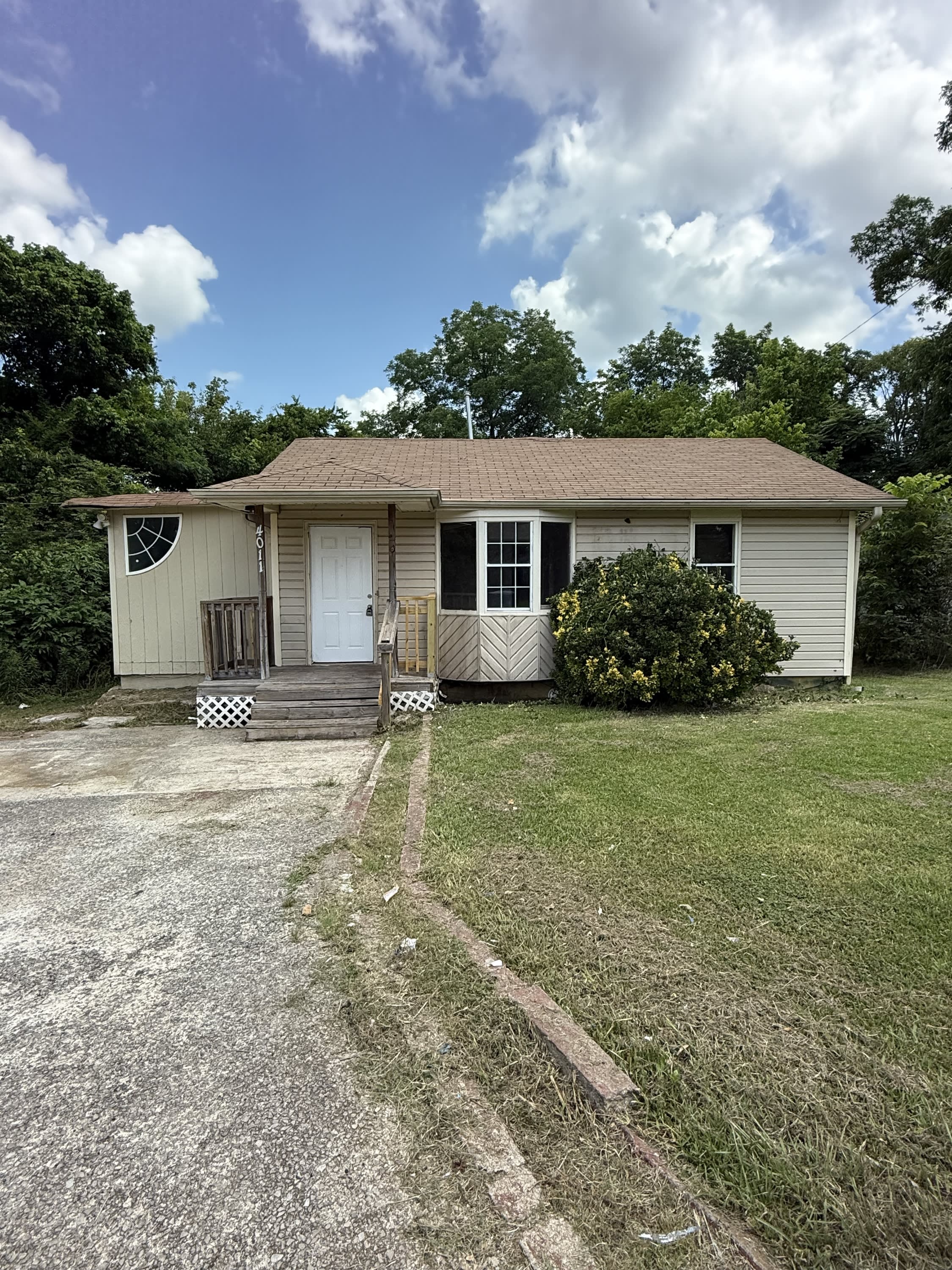 4011 8Th Avenue – photo 1