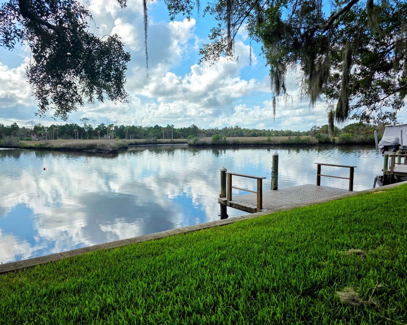 Waterfront Condo With A Dock – photo 5