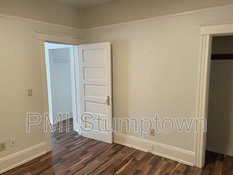 601 South McLoughlin Boulevard – photo 4