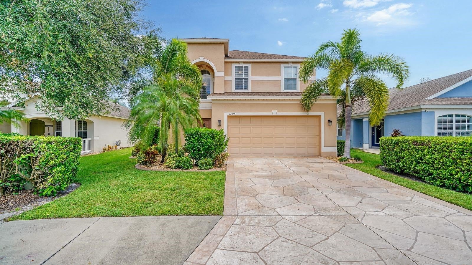 6122 BLUE RUNNER Court – photo 2