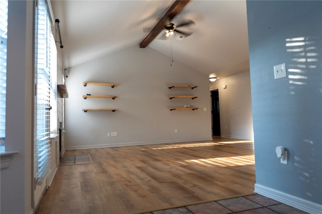 833 S Eastview Drive – photo 4