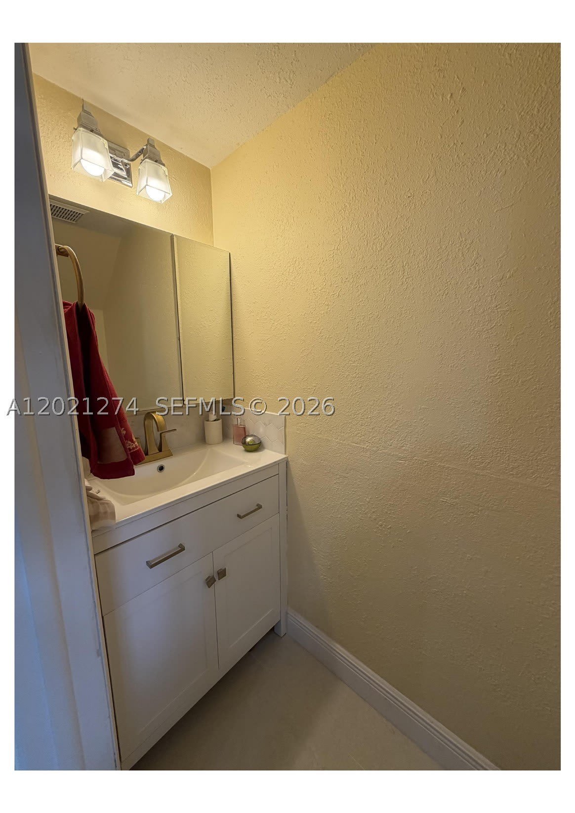 8265 NW 6th Ter – photo 5