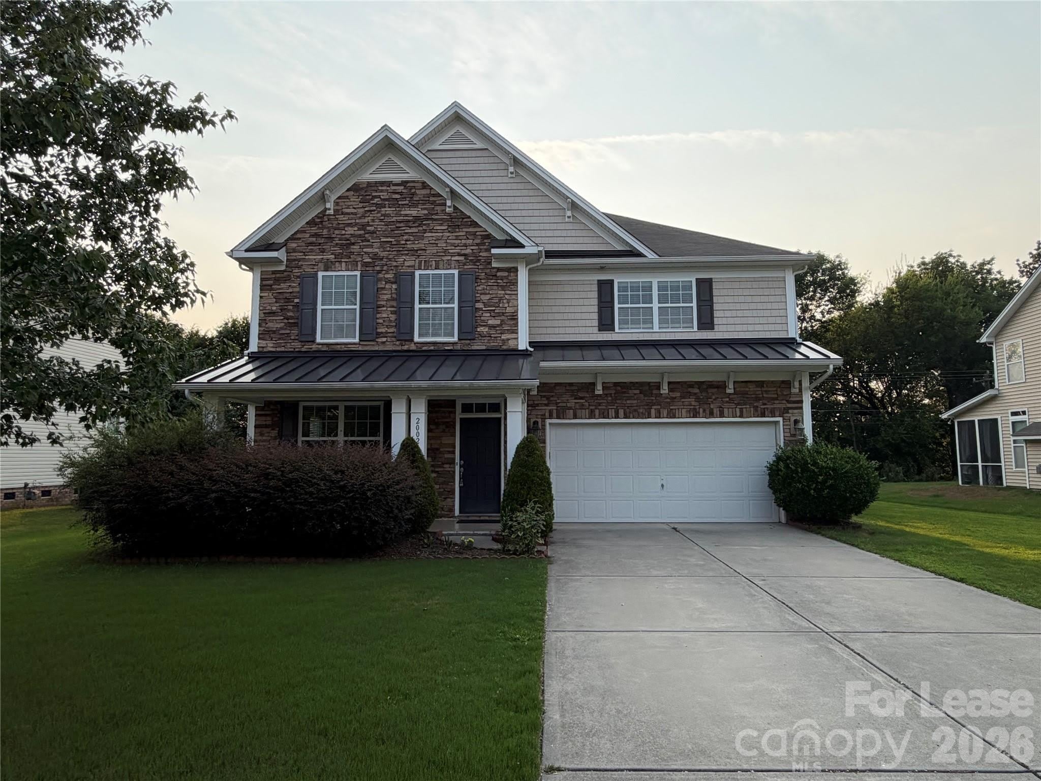 2002 Fripp Lane – photo 1