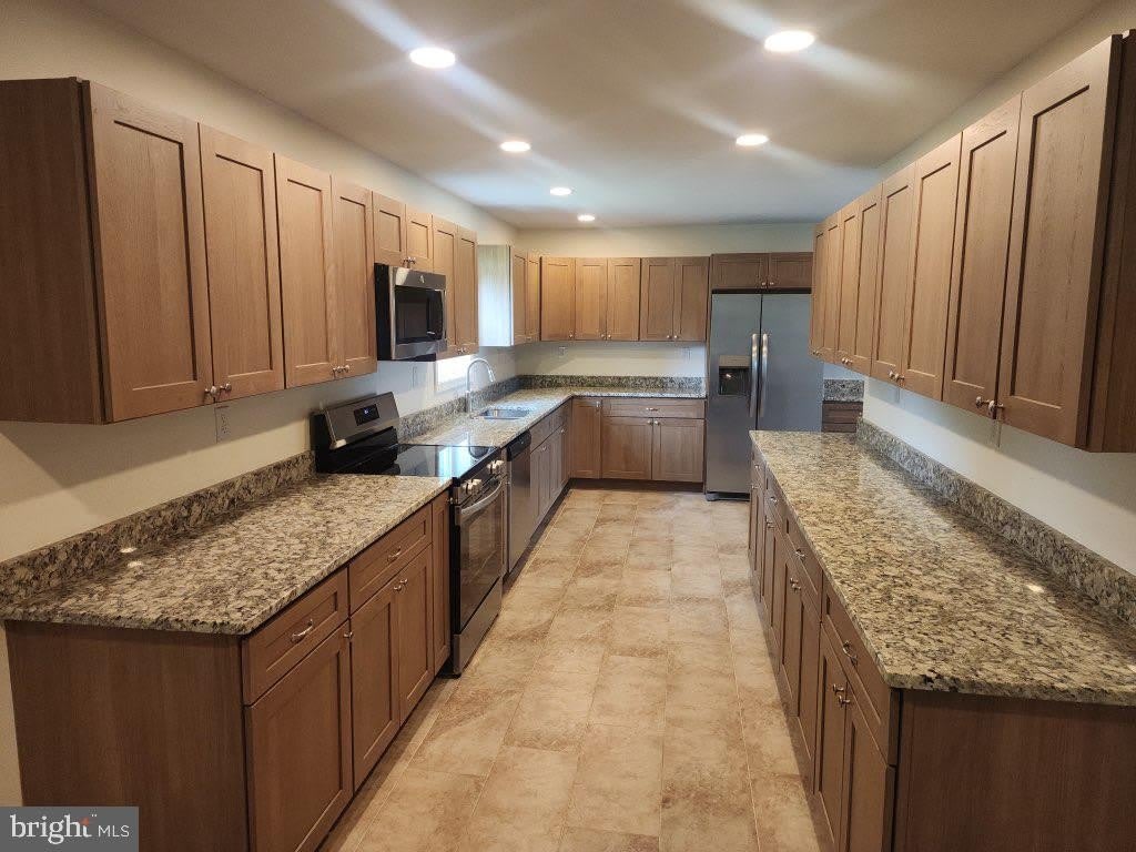 235 HICKORY DRIVE – photo 4