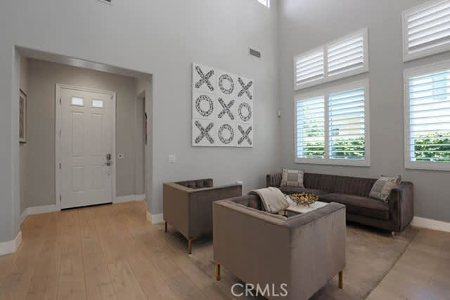 57 Laurelhurst Drive – photo 2