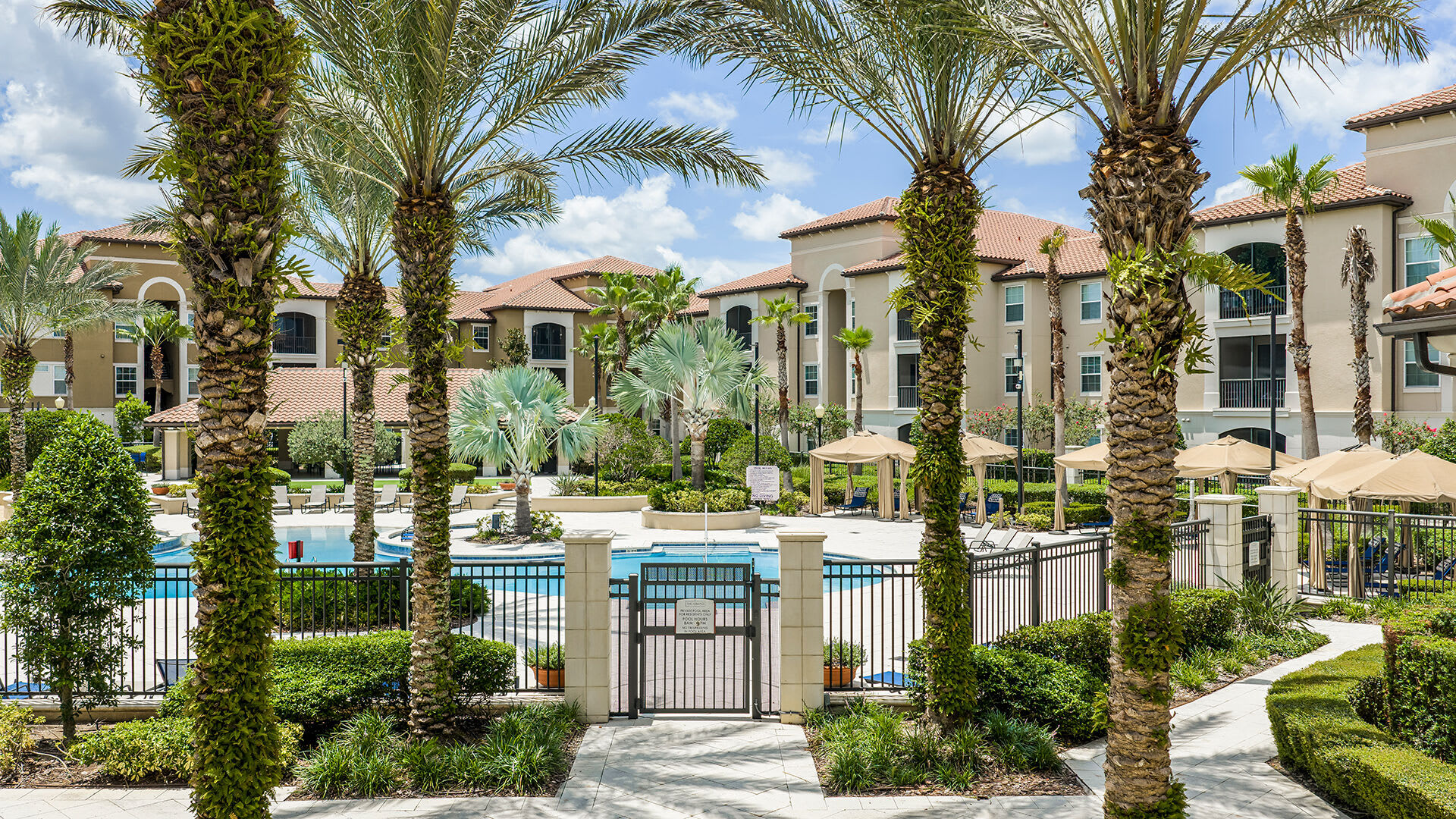 The Grand At Westside Apartments – photo 3