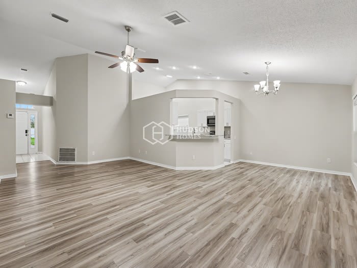 10416 Hallmark Boulevard – photo 5