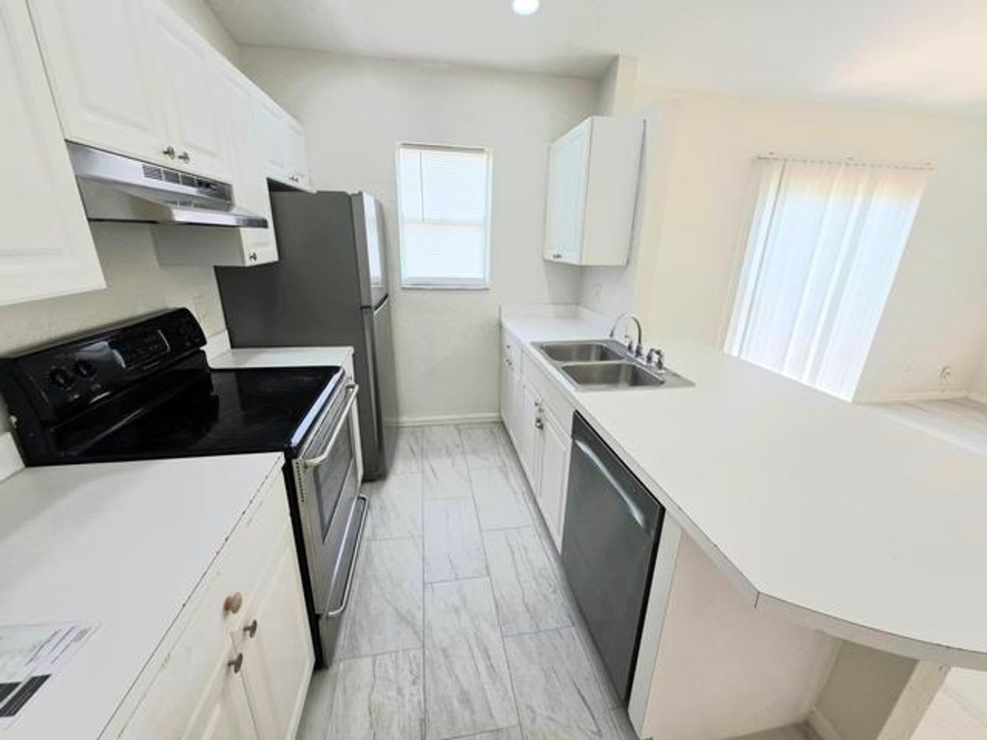 569 E Ridge Circle N, Boynton Beach, FL 33435 – photo 1
