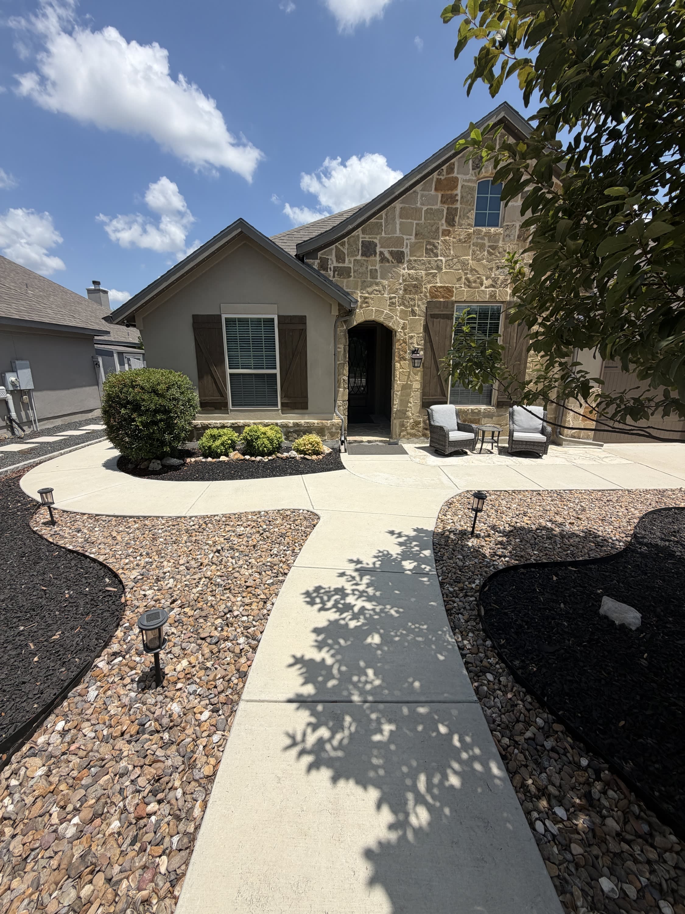 1404 Pioneer Drive – photo 2