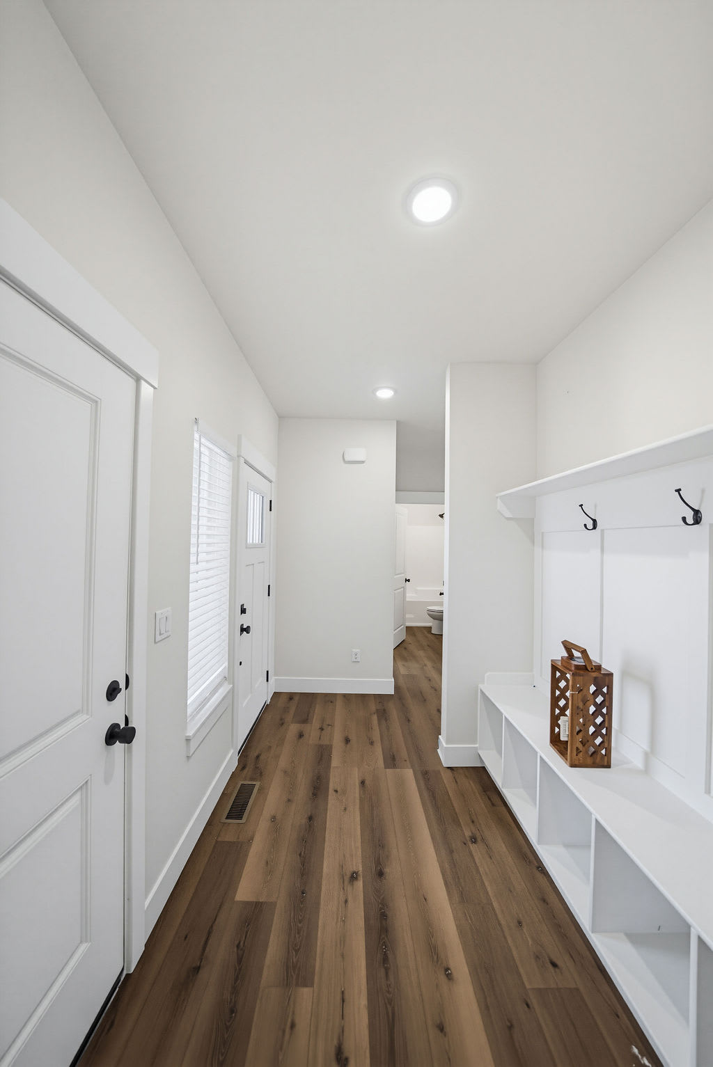 435 E River Ln – photo 4