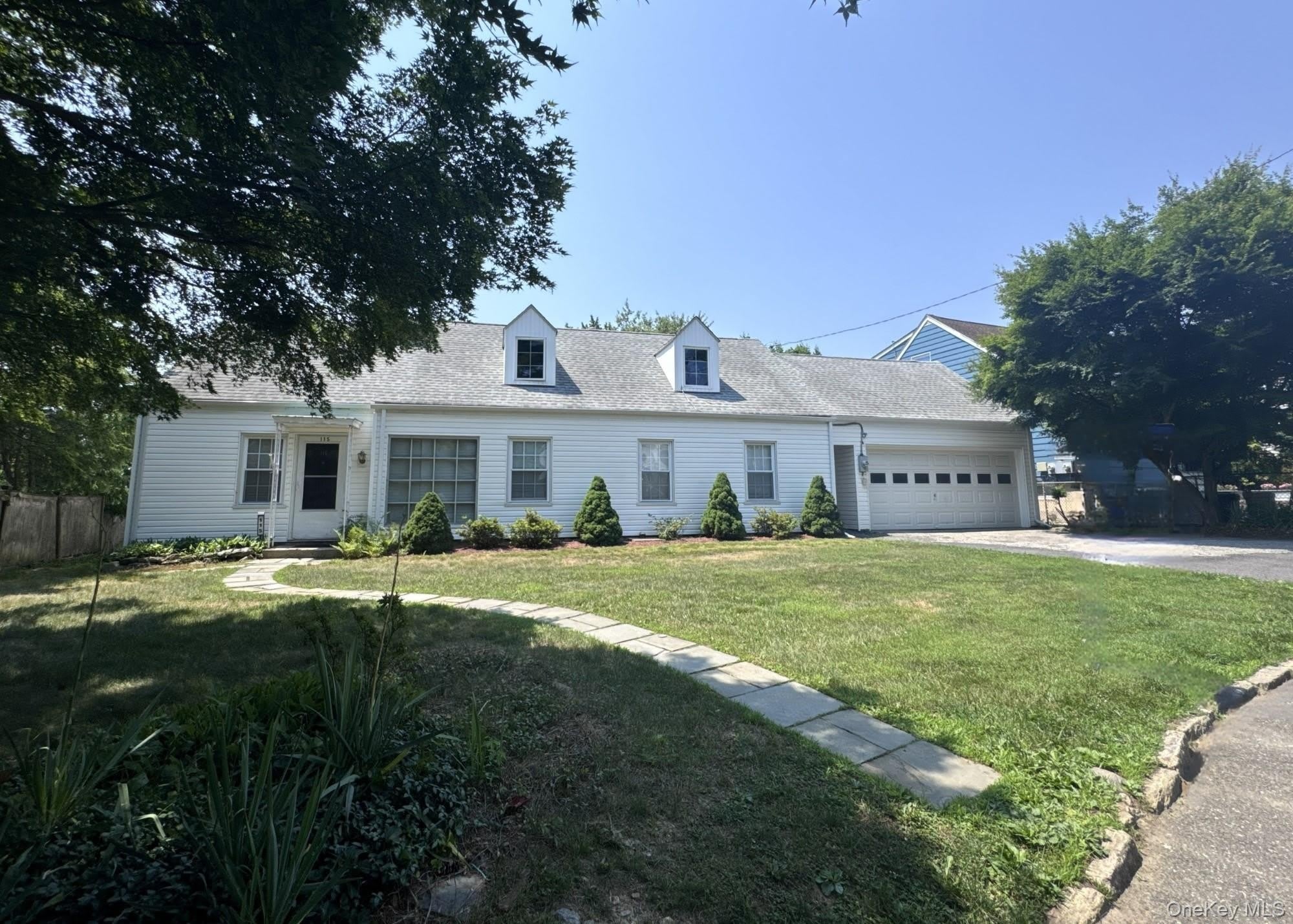115 Osborn Avenue – photo 1
