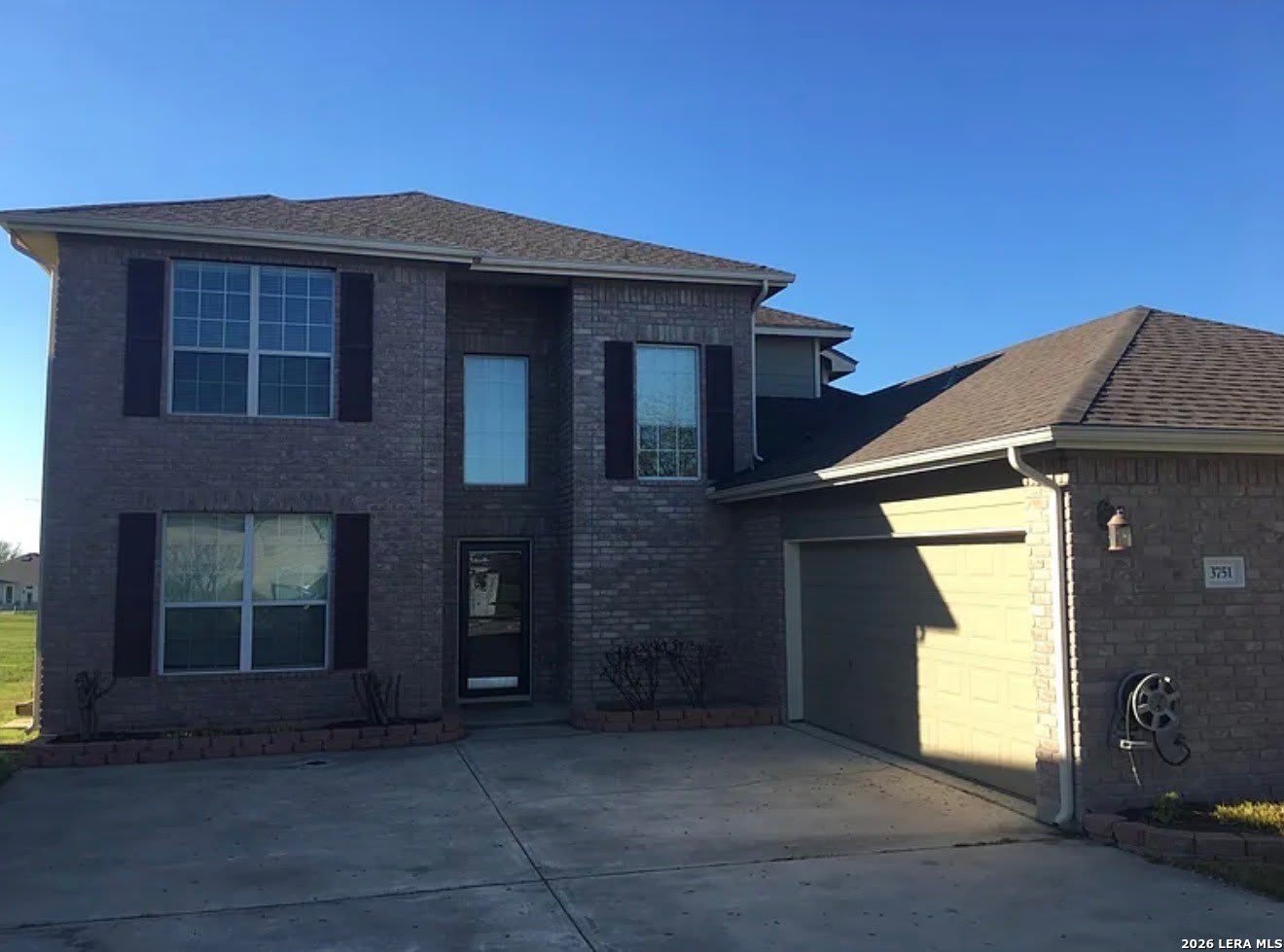 3751 Columbia – photo 1