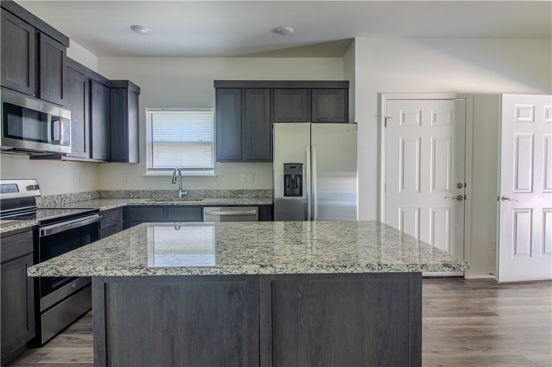 803 S Rupple Road – photo 2