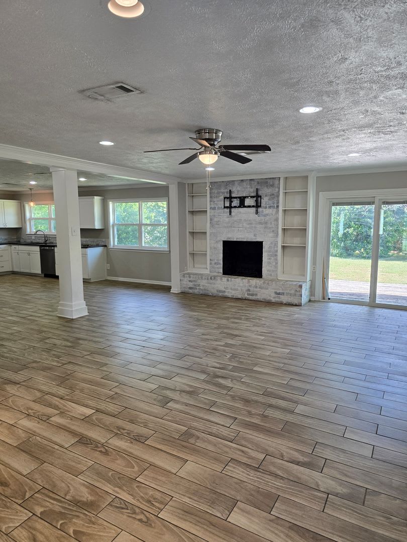 205 E. Cherokee Dr. – photo 3