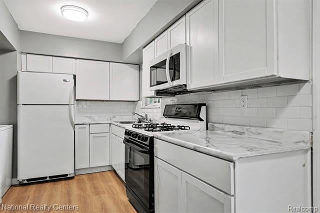 28148 Fairfax Street – photo 5