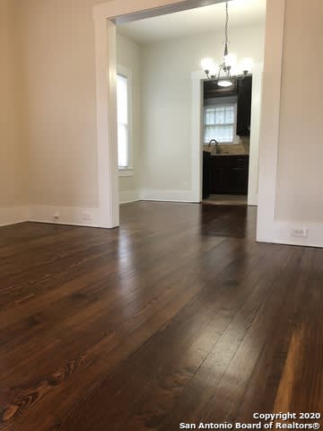 802 Indianola St – photo 5