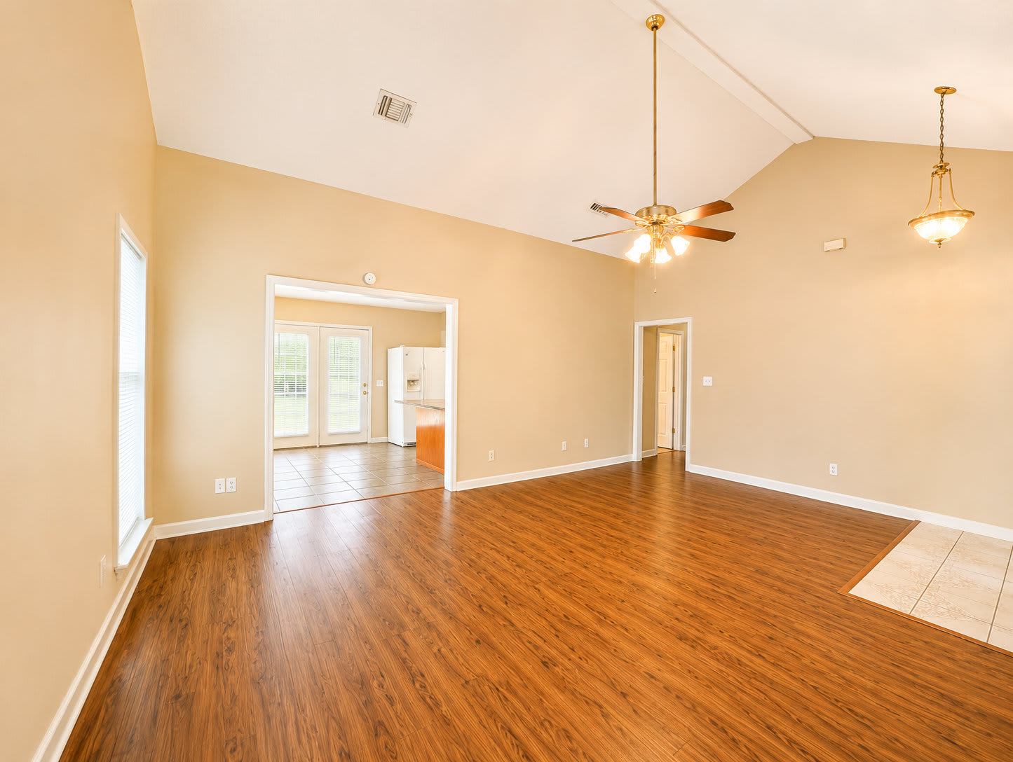 63 Griffith Rd – photo 3