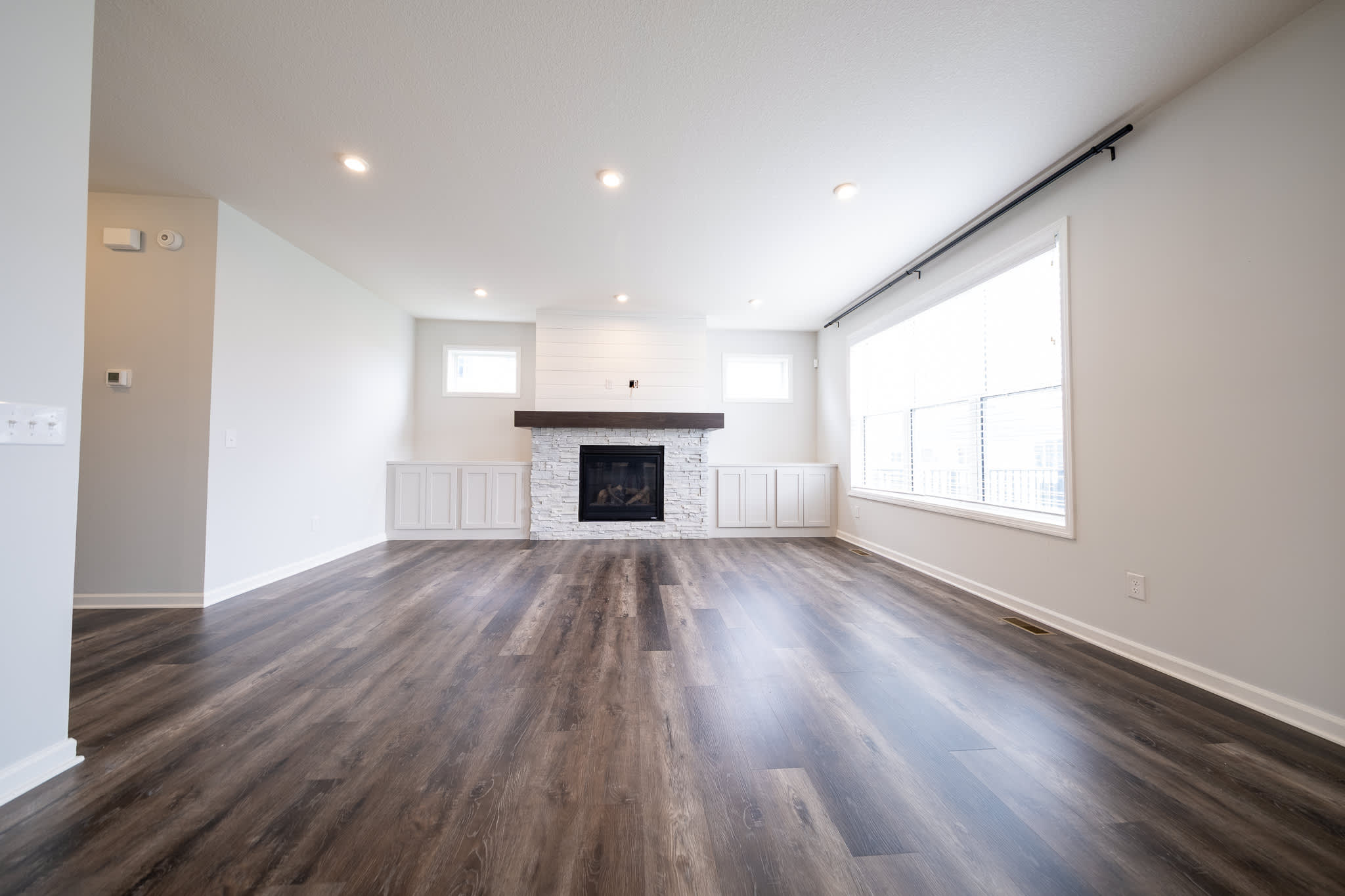 3849 Thrush St – photo 2